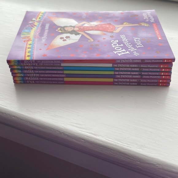 Rainbow Magic The Princess Fairies 7 Book Lot - Picture 10 of 14